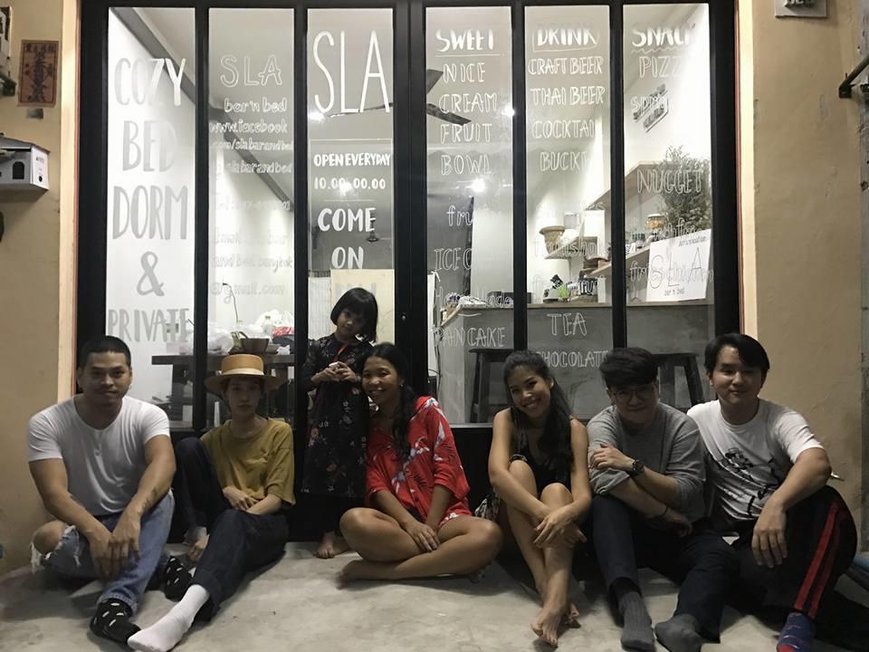 曼谷 Sla Bar N'Bed旅舍 外观 照片