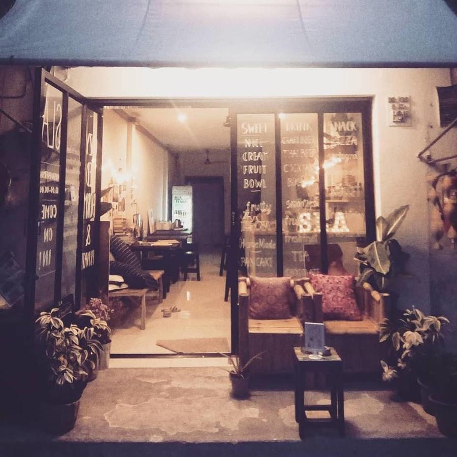 曼谷 Sla Bar N'Bed旅舍 外观 照片